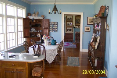 Furnishings by Flomaton Antique Auction